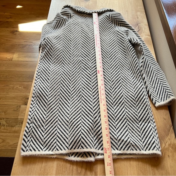 SISTERS COAT S CHEVRON STRIPE RELAXED MID LENGTH SIDE POCKETS FALL LUXURY CHIC - Picture 9 of 12